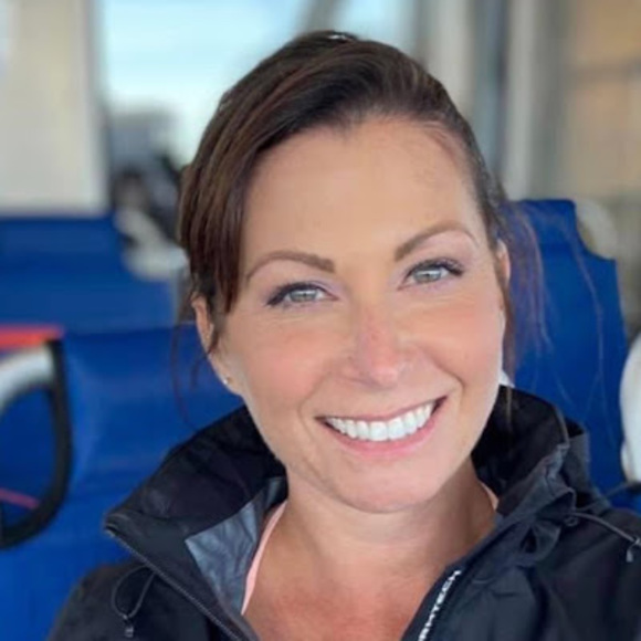 Meet your Posher, Mandy - Picture 1 of 1